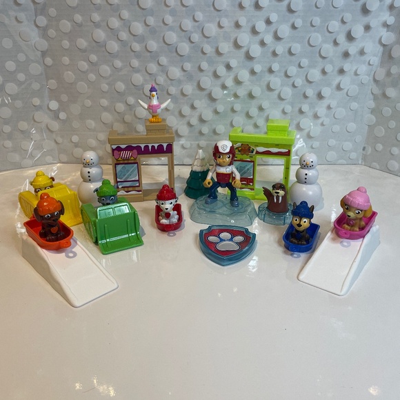 Paw Patrol Advent ❄️🛷Calendar Playset (used - 2019) - Picture 1 of 10